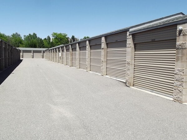 40×10 Public Storage: Self Storage Unit in Centennial, CO 5212 S Parker Road Centennial, Colorado 2