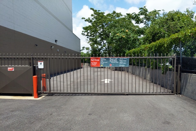 Property 1672 image number 3