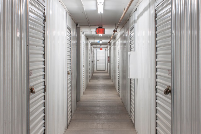 Property 1677 image number 1