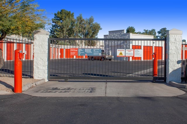Public Storage  1954 W Union Hills Drive in Phoenix, AZ