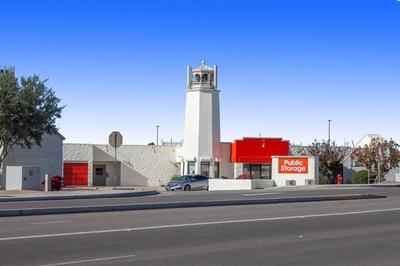 Public Storage