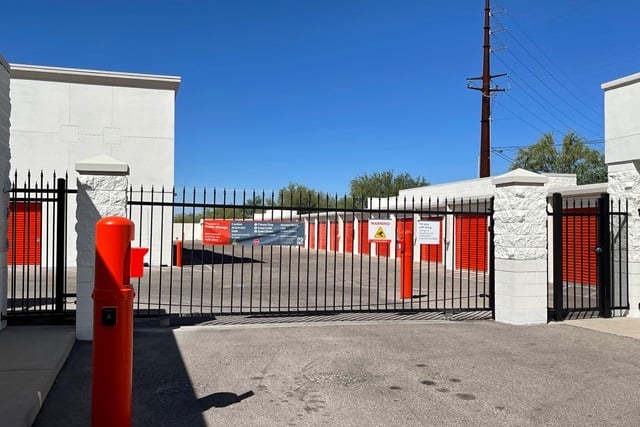 Public Storage  11274 N Oracle Rd in Tucson, AZ