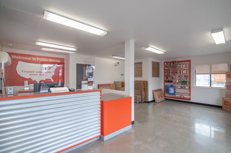 Property 1688 image number 2