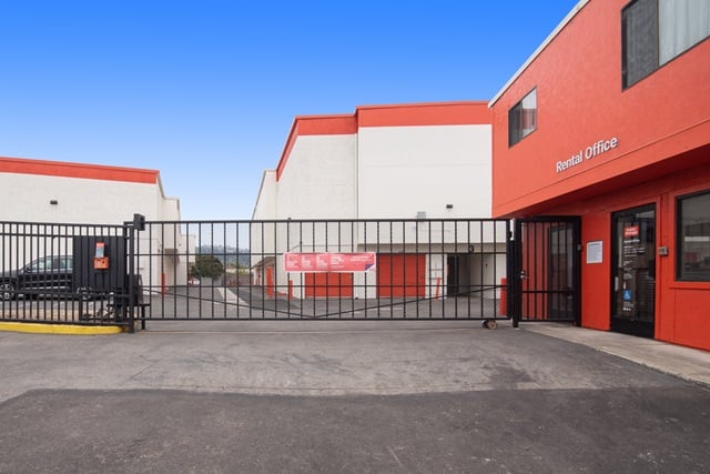 Self Storage Unit in Richmond, California 3