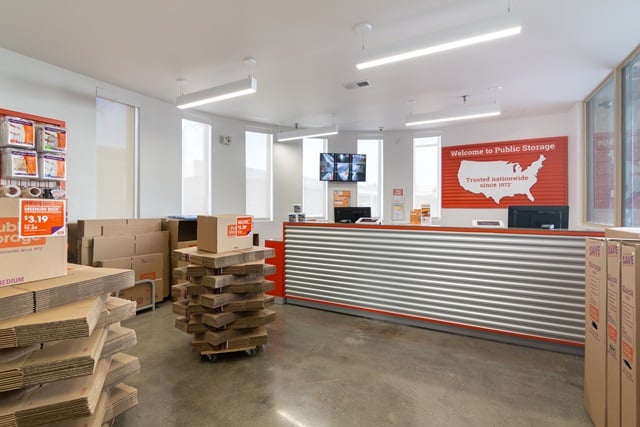 30×10 Self Storage Unit in Los Angeles, CA 1606 Cotner Ave Los Angeles, California 3