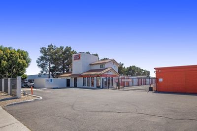 Property at 08018 - Santa Ana / Grand - Chestnut               image number 0