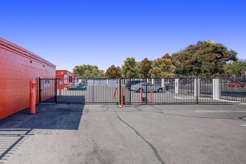 Public Storage