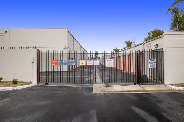 Property 1695 image number 3