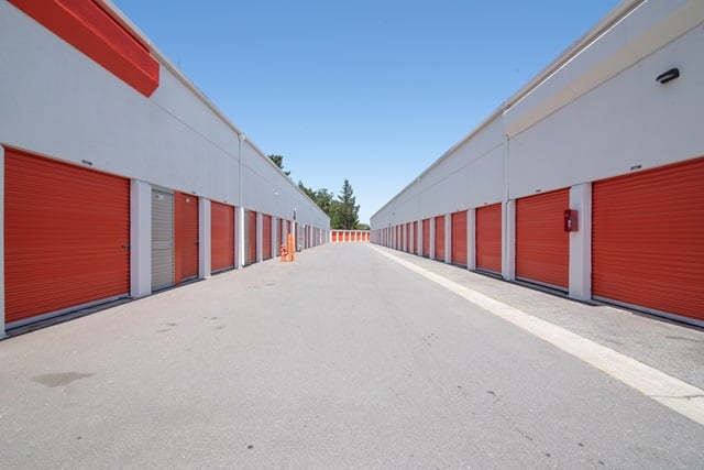 30×10 Garage in Daly City, CA 1050 King Drive Daly City, California 2