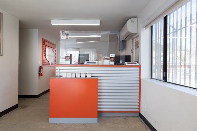 Property 17 image number 2