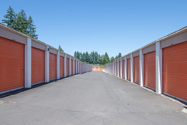 30×10 Self Storage Unit in Tigard, OR 13473 SW Pacific Hwy Tigard, Oregon 2