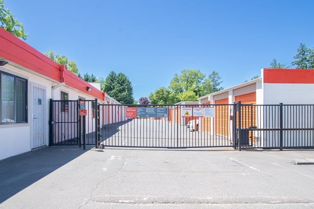 Public Storage  13473 SW Pacific Hwy in Portland, OR