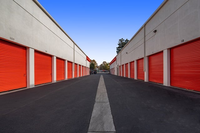 25×10 Garage in San Lorenzo, CA 16025 Ashland Ave San Lorenzo, California 2