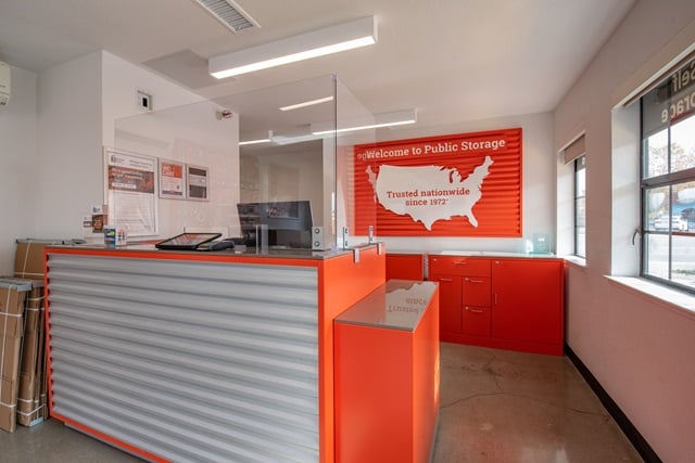 Property 1702 image number 2