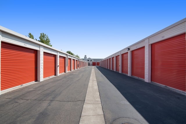 30×10 Self Storage Unit in Livermore, CA 4350 Technology Drive Livermore, California 2