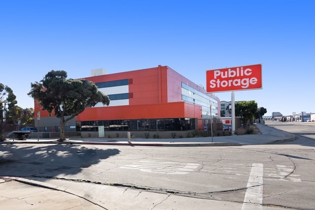 20×10 Parking Lot in Inglewood, CA 10100 S La Cienega Blvd Inglewood, California