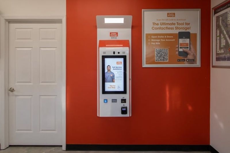 Property 1721 image number 2