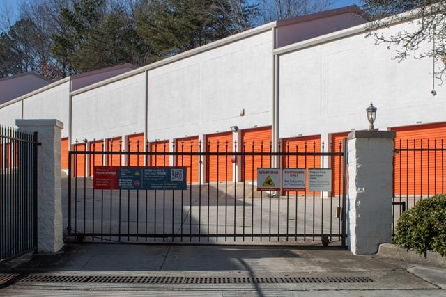 Public Storage  7760 Roswell Road in Atlanta, GA
