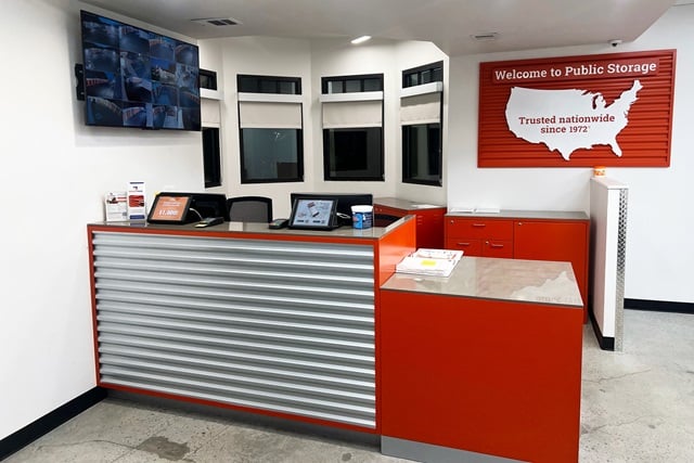 Property 1727 image number 2