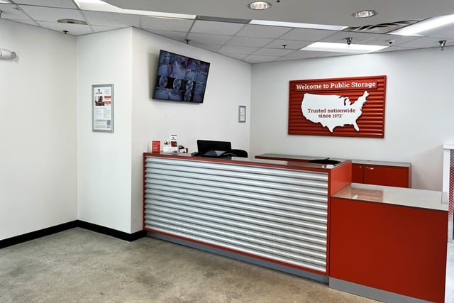 Property 1728 image number 2