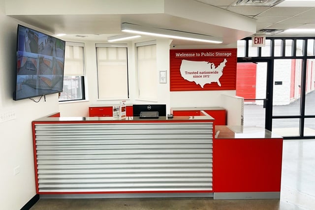 Property 1731 image number 2