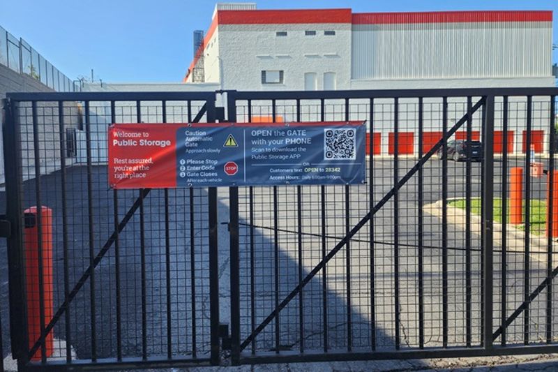 Property 1740 image number 3