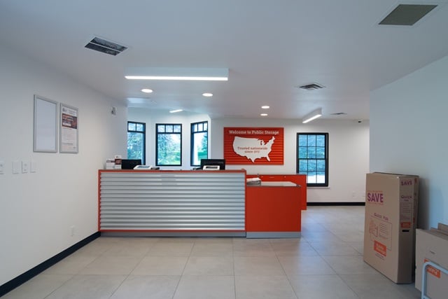 Property 1746 image number 2