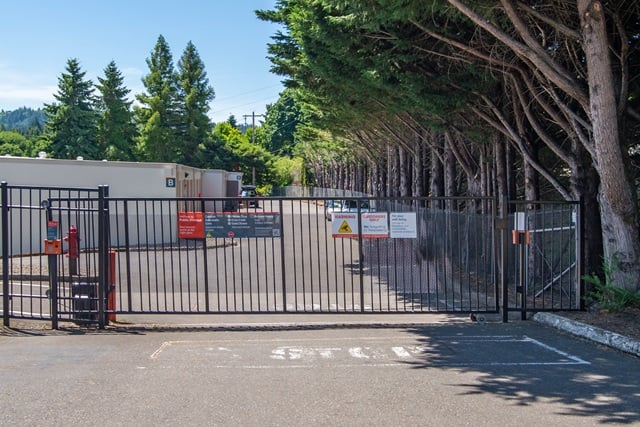 Public Storage  801 N State Street in Lake Oswego, OR