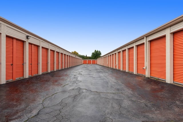 Property 1765 image number 1