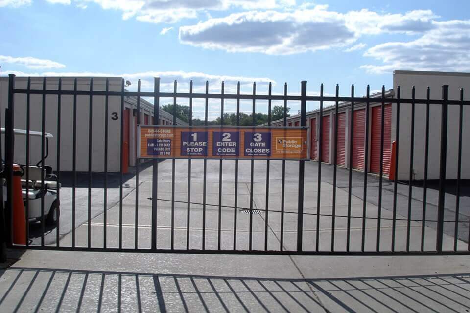 Public Storage 9300 Pelham Road in Allen Park, MI