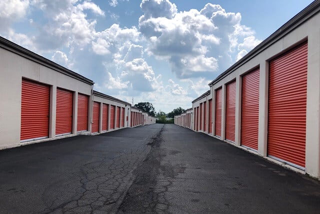 20×12 Public Storage: Parking Lot in Jackson, MI 3529 Wayland Drive Jackson, Michigan 2