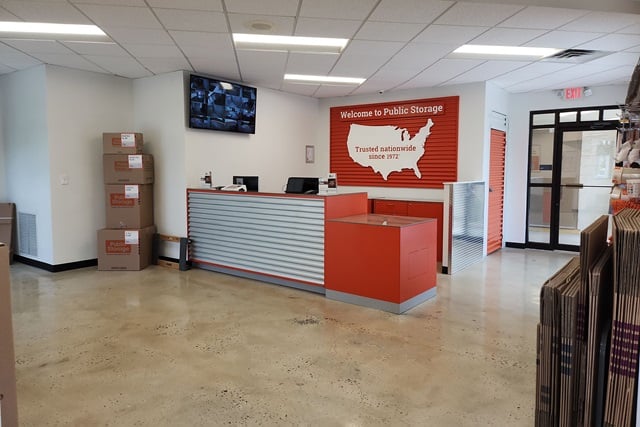 Property 1775 image number 2