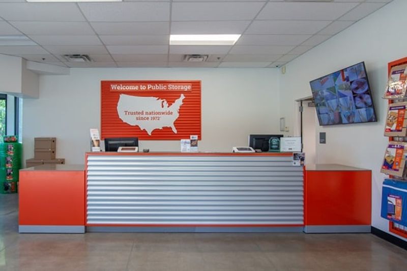 Property 1777 image number 2