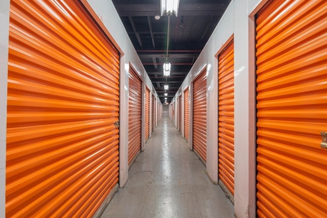 Self Storage Units Near 400 Nepperhan Ave at Public Storage Yonkers