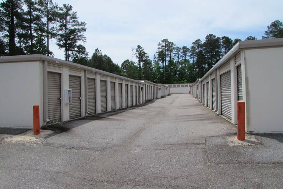 20×10 Public Storage: Self Storage Unit in Morrisville, NC 9907 Chapel Hill Road Morrisville, North Carolina 2