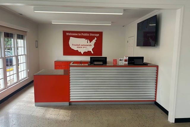 Property 1792 image number 2