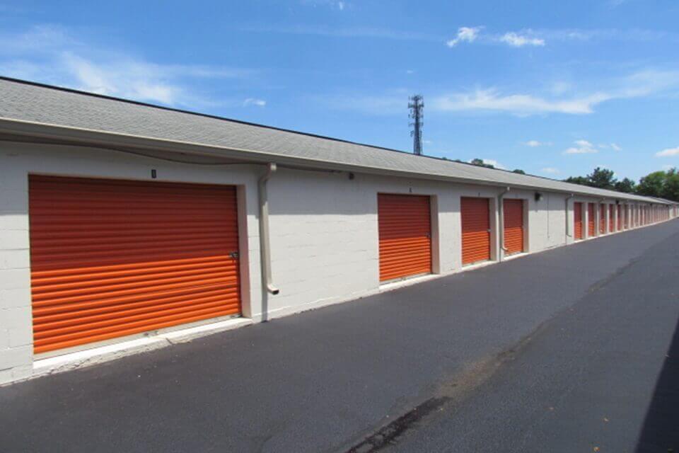 20×10 Public Storage: Self Storage Unit in Raleigh, NC 3701 S Wilmington Street Raleigh, North Carolina 2