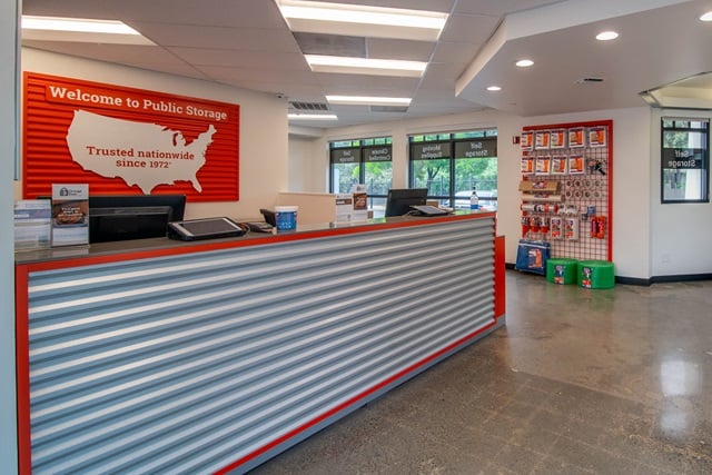 Property 1798 image number 2