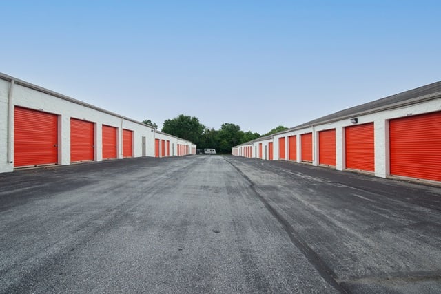 20×10 Public Storage: Parking Lot in West Chester, PA 1138 W Chester Pike West Chester, Pennsylvania 2