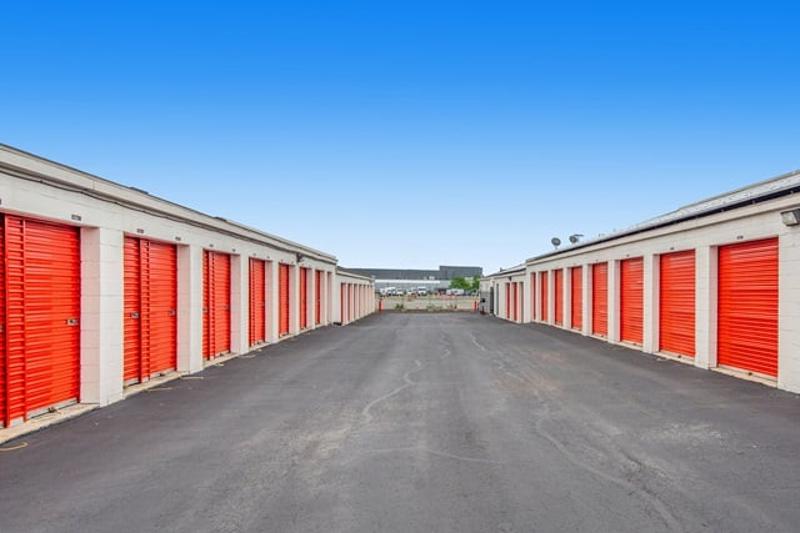 Self Storage In Philadelphia Philadelphia, PA, Self-Storage Near 7000 Lindbergh Blvd | 215-809-3582 ...