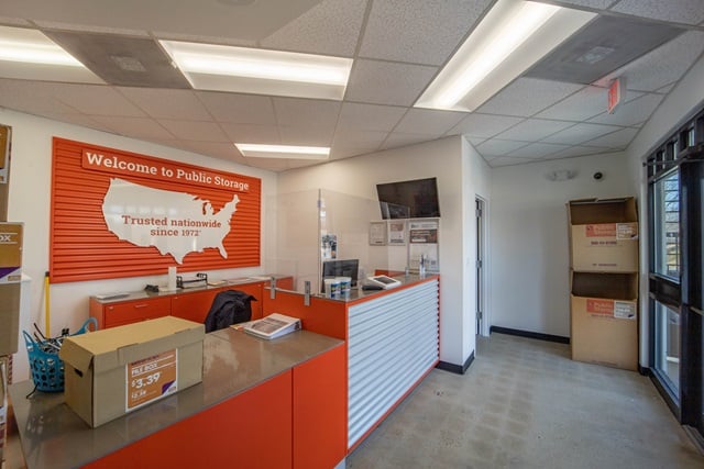 Property 1813 image number 2