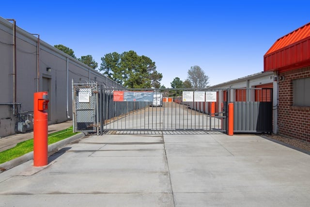 Property 1818 image number 3