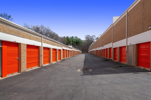 Property 1824 image number 1