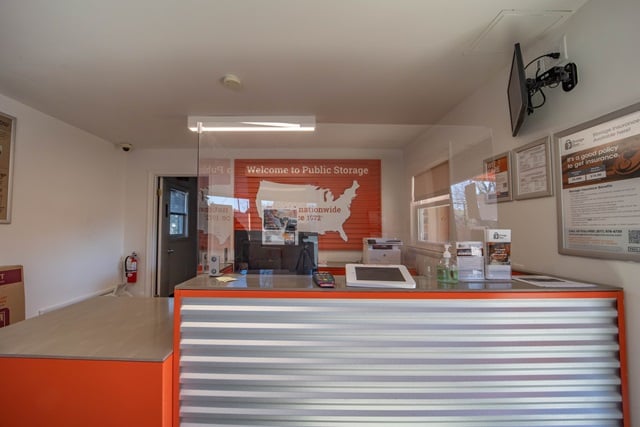 Property 1825 image number 2