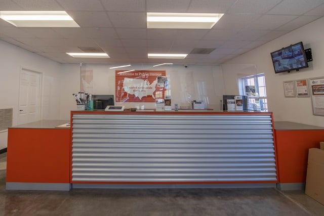 Property 1828 image number 2