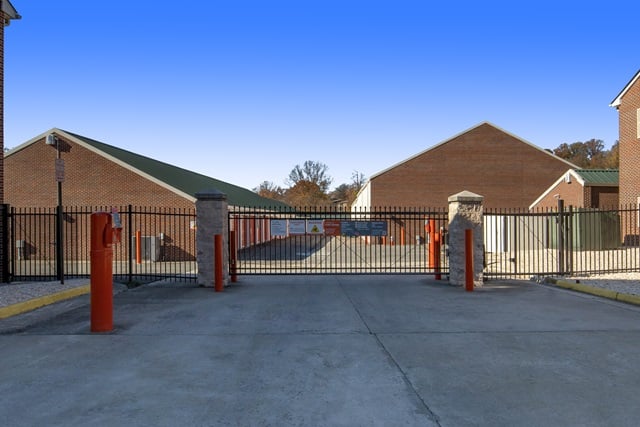 Public Storage  7208 Fordson Road in Alexandria, VA
