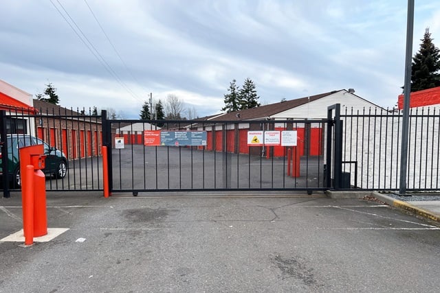 Public Storage  9830 Evergreen Way in Everett, WA
