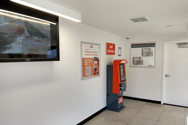 Property 1833 image number 2