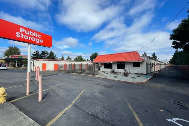 20×10 Garage in Lacey, WA 8200 Martin Way E Lacey, Washington