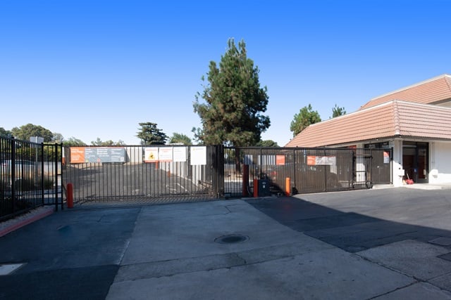 Self Storage Unit in Palo Alto, California 3